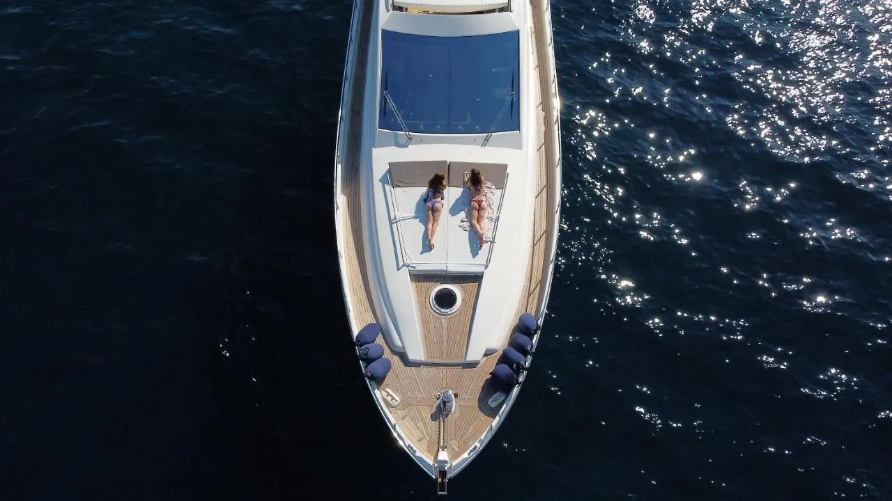 Botel Layla Yacht Palermo Hotel