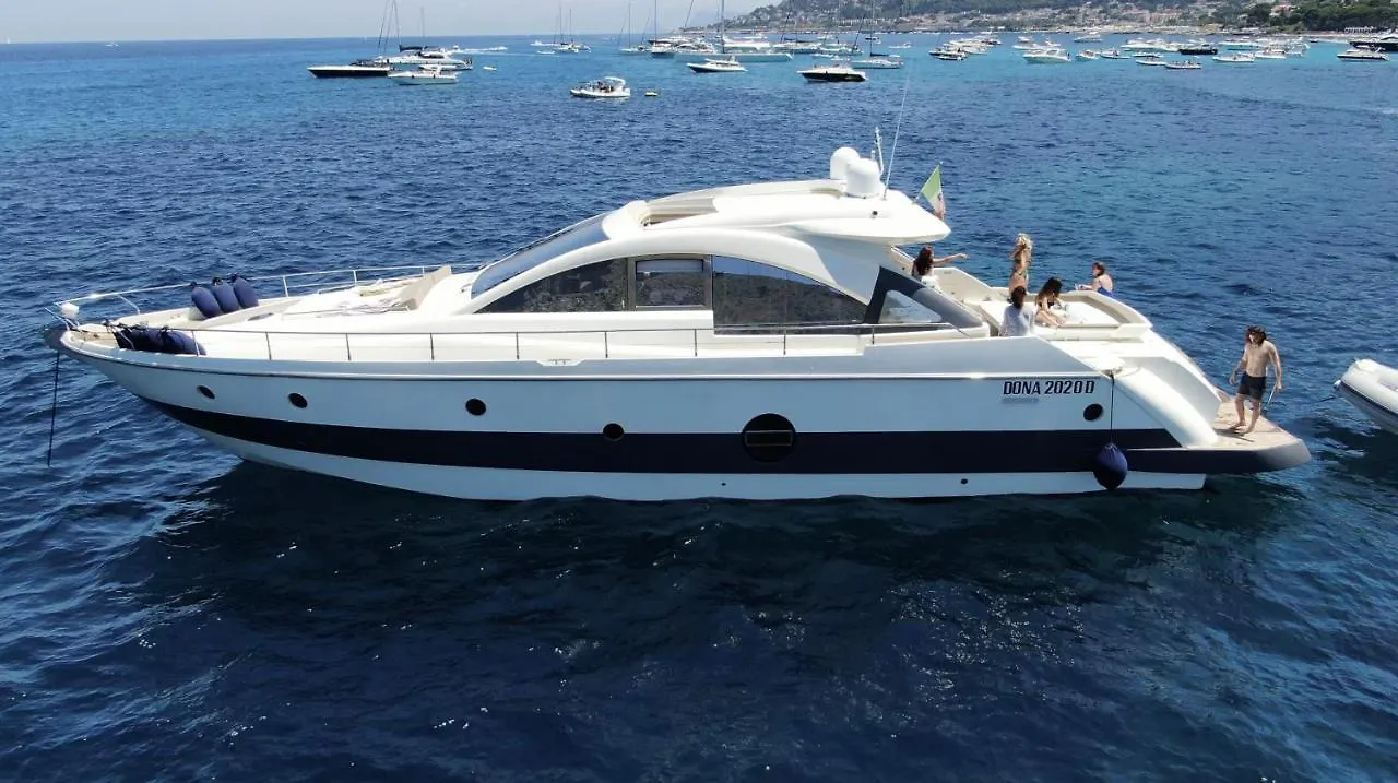 Layla Yacht Palermo Hotel Botel